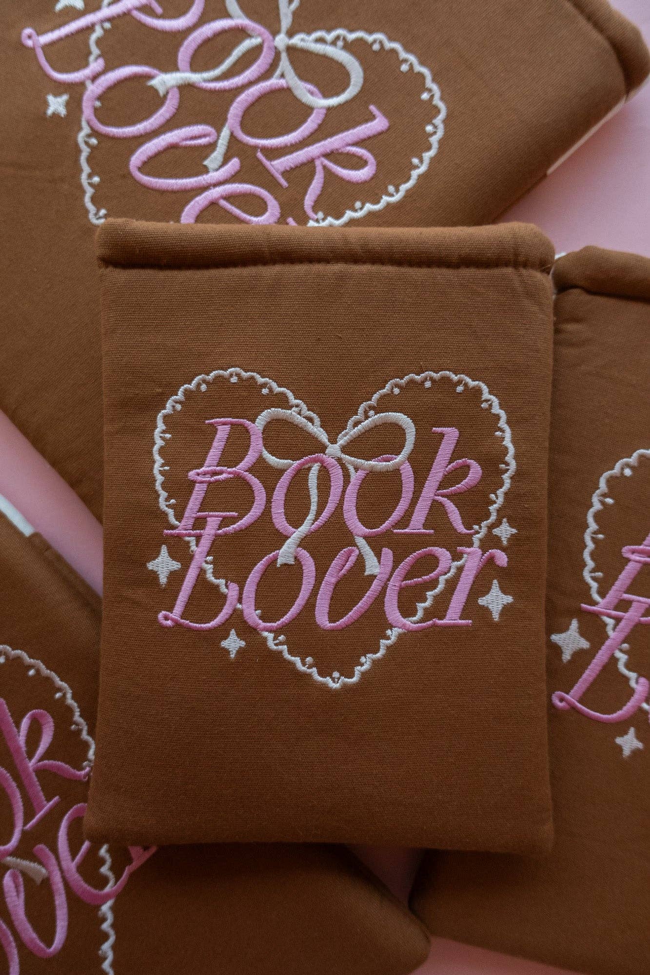 Book Lover Embroidered Book/Kindle Sleeve: Kindle Sleeve