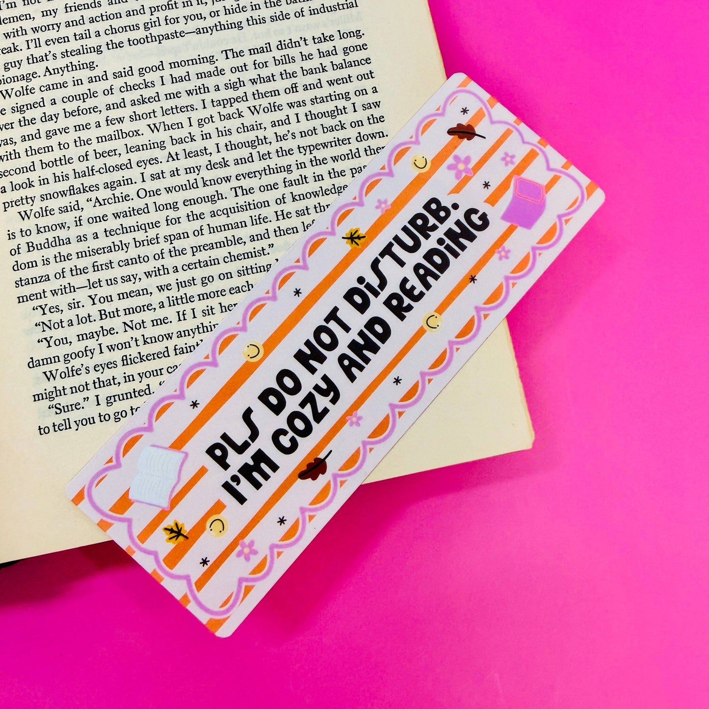 Bookmark Pls Do Not Disturb. I'm Cozy And Reading