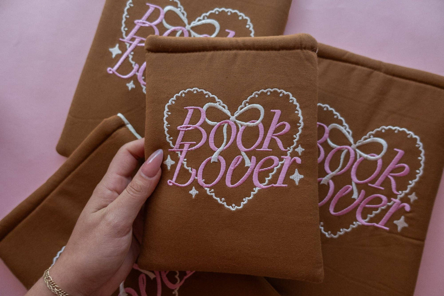 Book Lover Embroidered Book/Kindle Sleeve: Kindle Sleeve